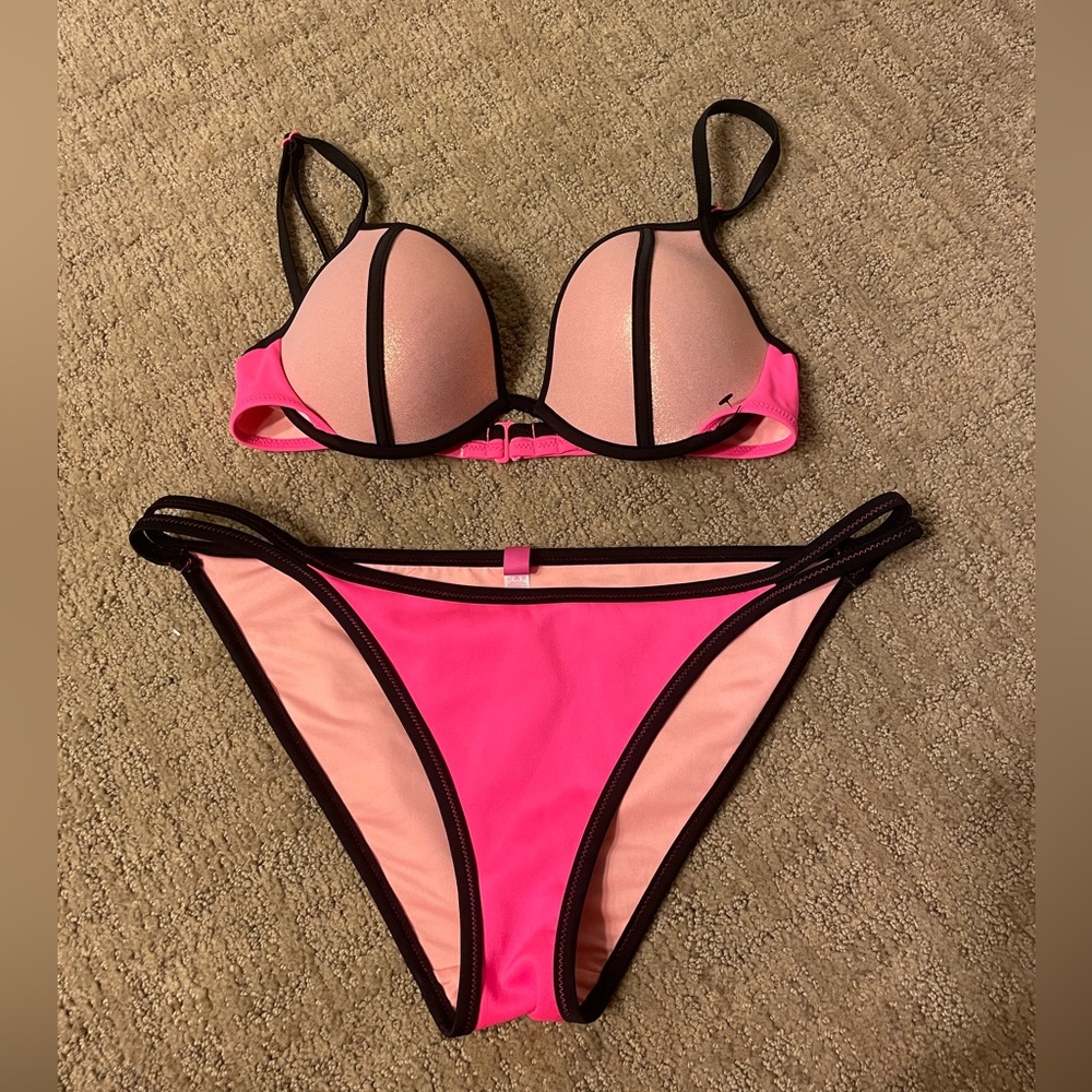 *Never Worn* Pink VS Bikini with Reversible Bottoms